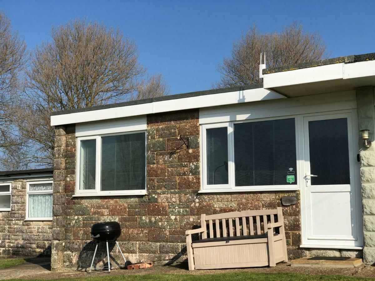 Вилла Wightlet Chalet 193 Sandown Bay Holiday Centre Экстерьер фото