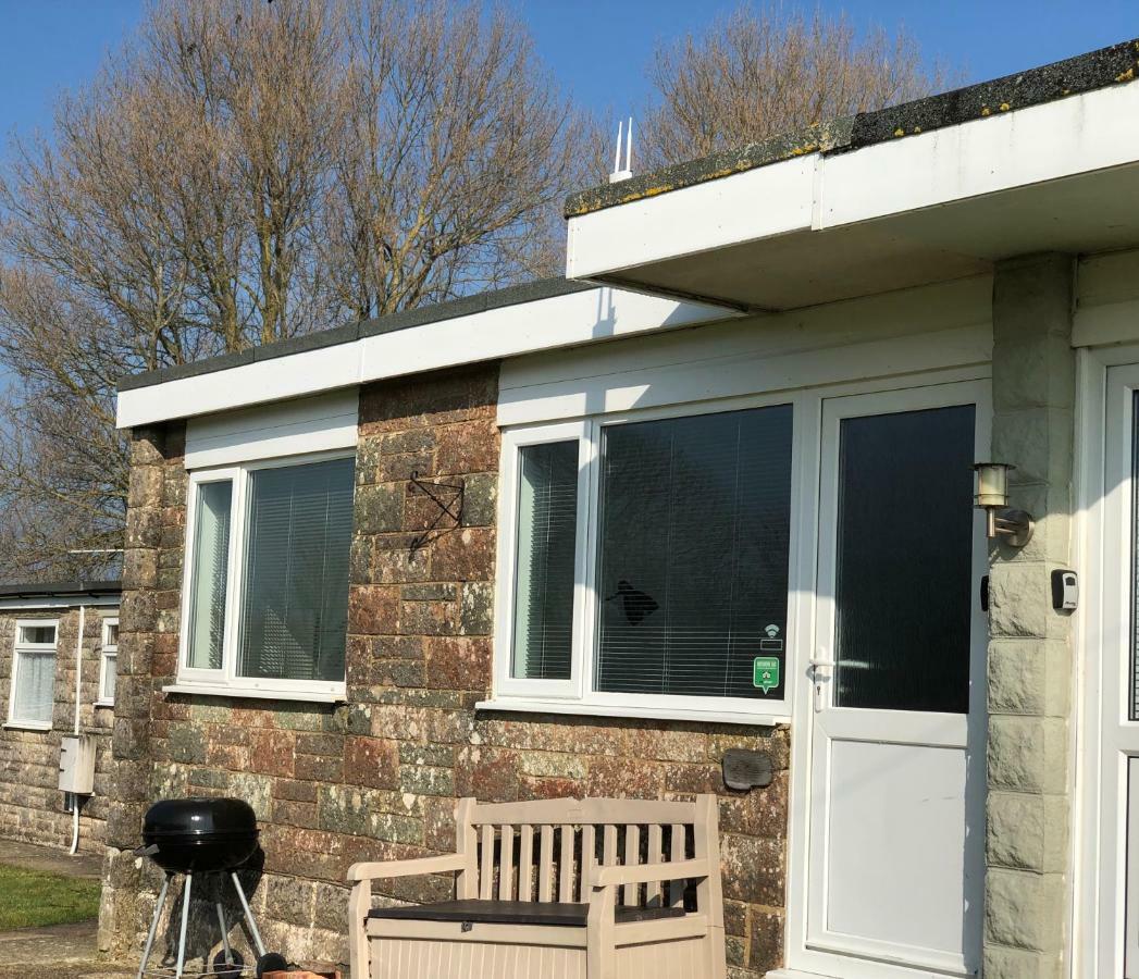 Вилла Wightlet Chalet 193 Sandown Bay Holiday Centre Экстерьер фото